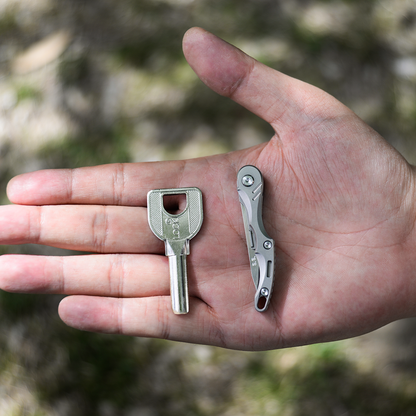 Titanium Mini Folding Cutter