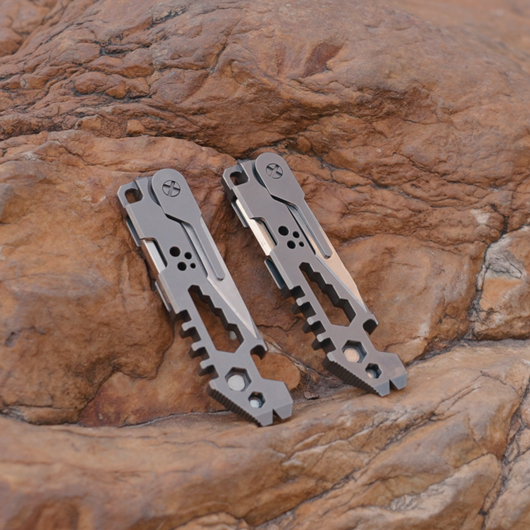 Titanium Multi-functional Mini Pry Bar