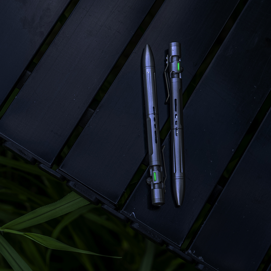 Titanium 2-in-1 Bolt Action Pen & Striking Tool
