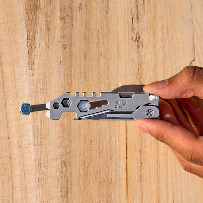 Titanium Multi-functional Mini Pry Bar