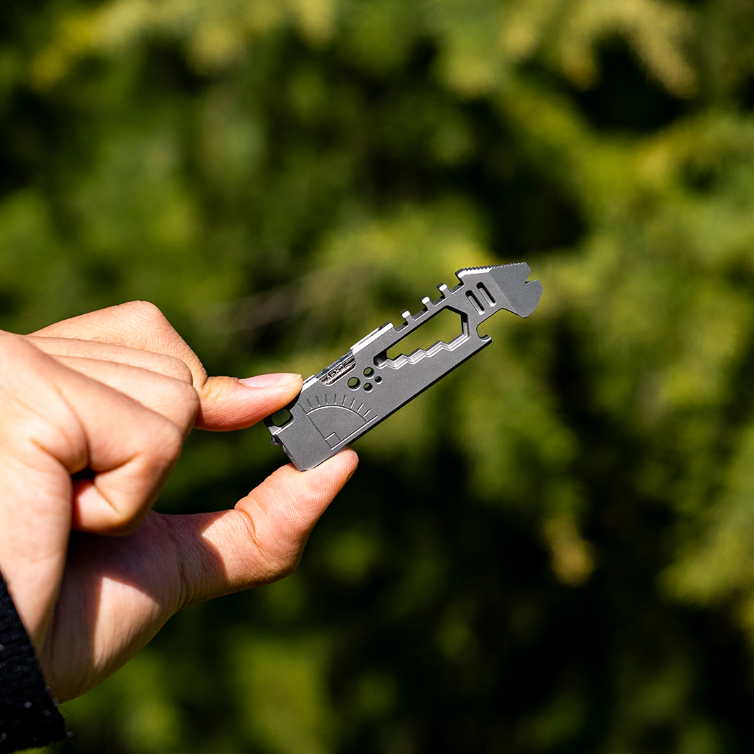 Titanium Multi-functional Mini Pry Bar