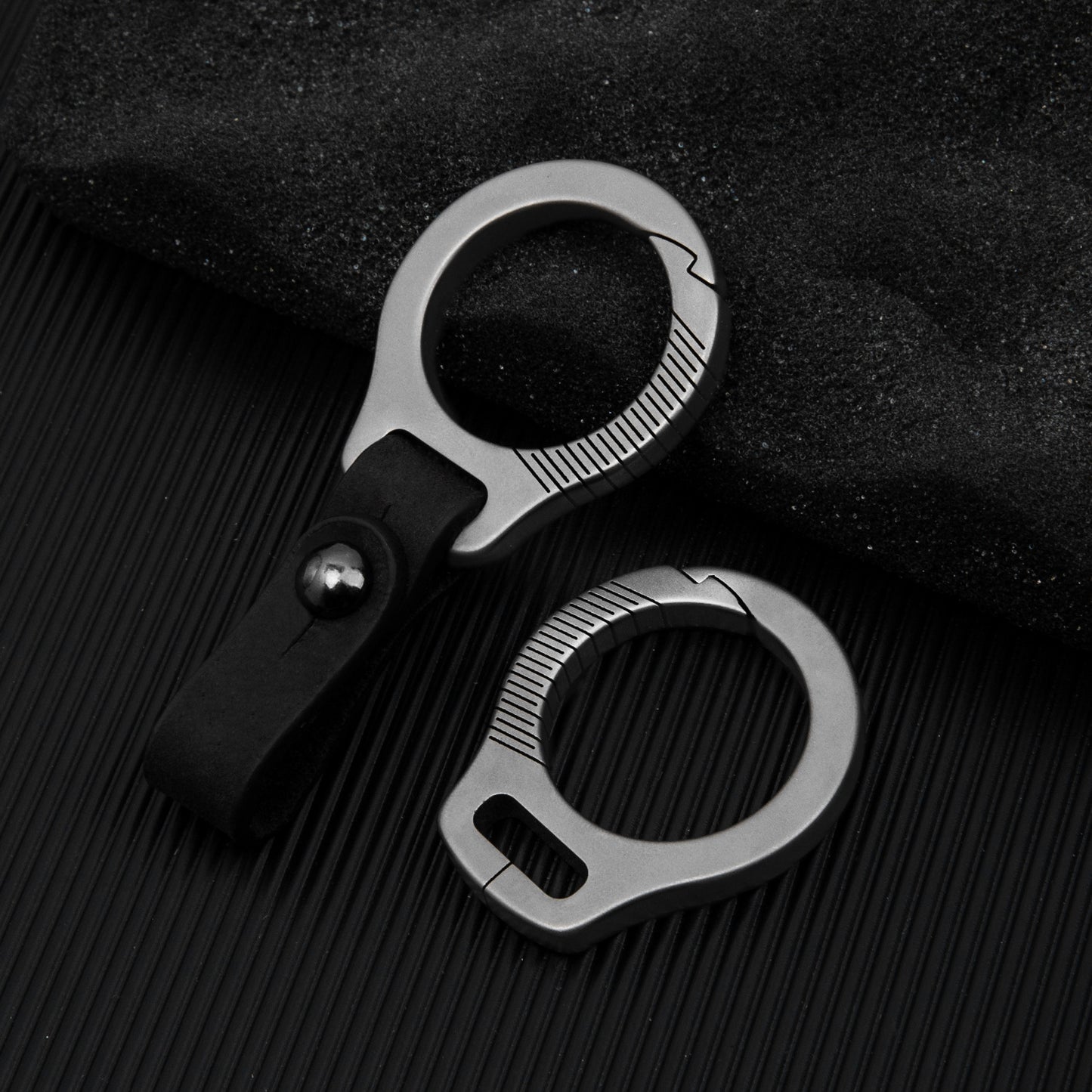 Titanium Alloy Keychain with Leather Strap, Heavy - Duty Quick Release Key Ring, Durable EDC Key Organizer